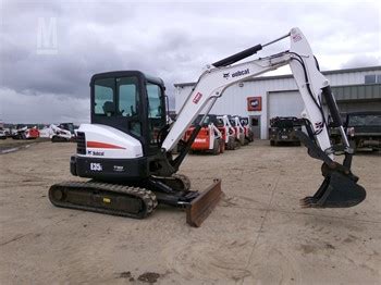 BOBCAT Mini Excavadora (Menos De 5,44 Toneladas) 